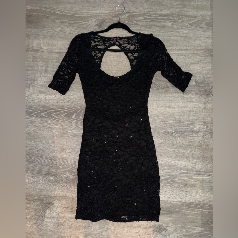 Reign Black Sheath Cocktail Dress with Scoop Neck